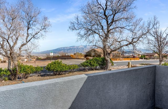 392 Pyrite Drive NE, Rio Rancho, NM 87124