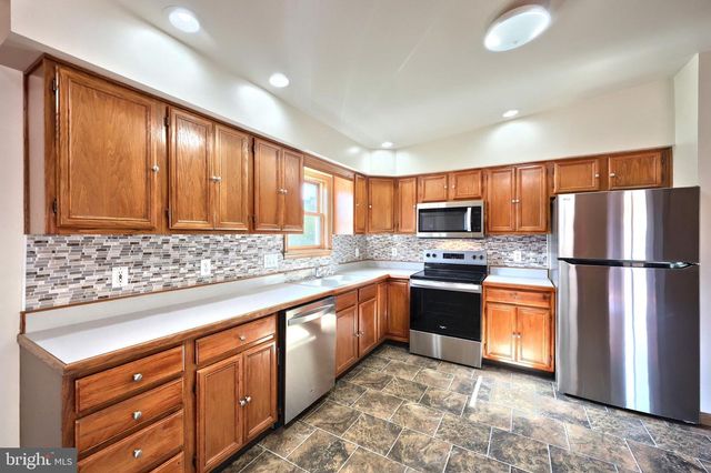 28 JACKSON DR, East Berlin, PA 17316