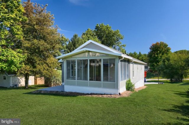 28 JACKSON DR, East Berlin, PA 17316