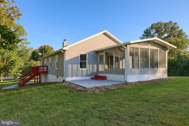 28 JACKSON DR, East Berlin, PA 17316