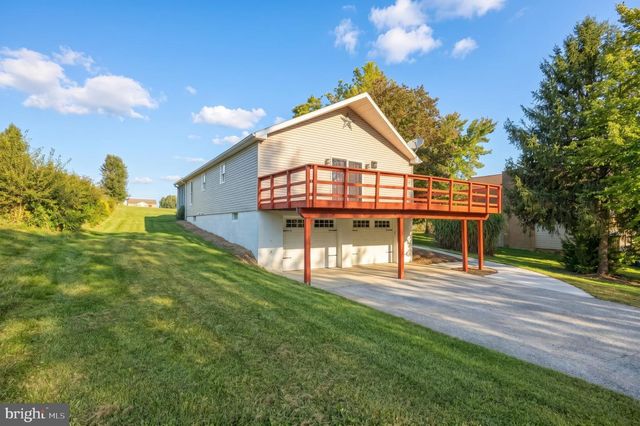 28 JACKSON DR, East Berlin, PA 17316