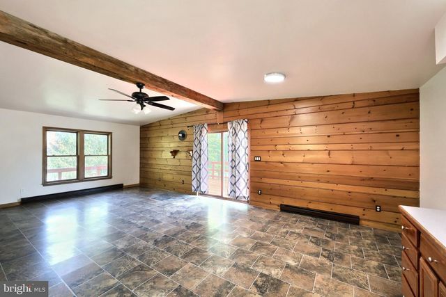 28 JACKSON DR, East Berlin, PA 17316