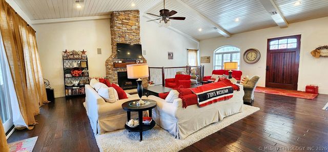 32548 S Cookson Bluff Road, Park Hill, OK 74451