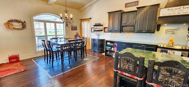 32548 S Cookson Bluff Road, Park Hill, OK 74451