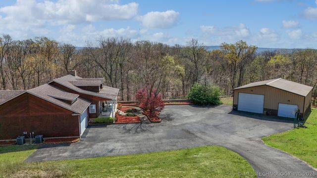 32548 S Cookson Bluff Road, Park Hill, OK 74451