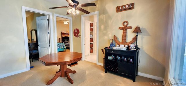 32548 S Cookson Bluff Road, Park Hill, OK 74451