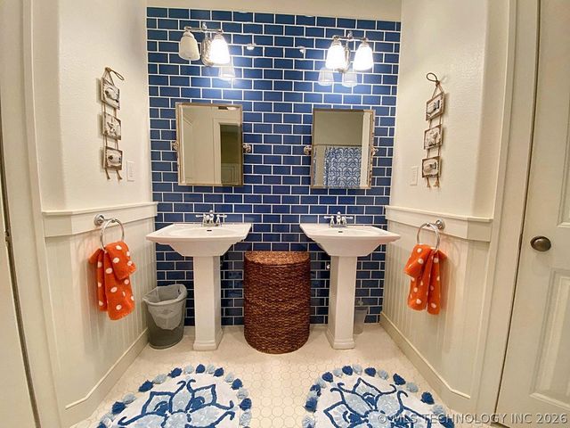 32548 S Cookson Bluff Road, Park Hill, OK 74451