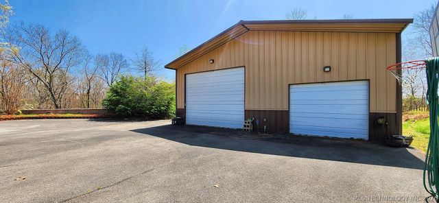 32548 S Cookson Bluff Road, Park Hill, OK 74451