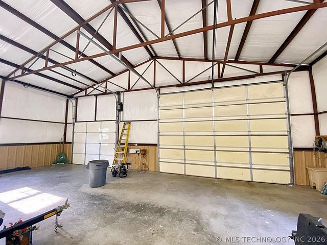 32548 S Cookson Bluff Road, Park Hill, OK 74451