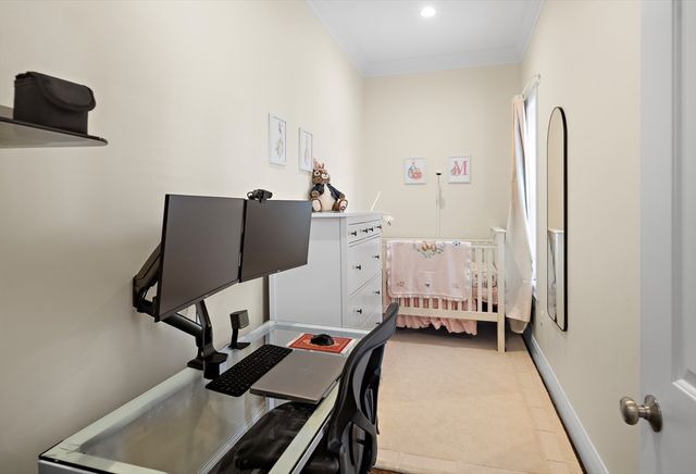 9-11 Ellwood St 4, Boston, MA 02129