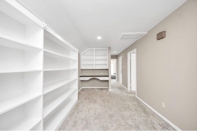 7631 Burning Hills Drive, Houston, TX 77071