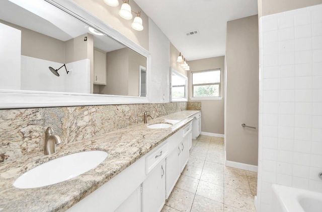 7631 Burning Hills Drive, Houston, TX 77071