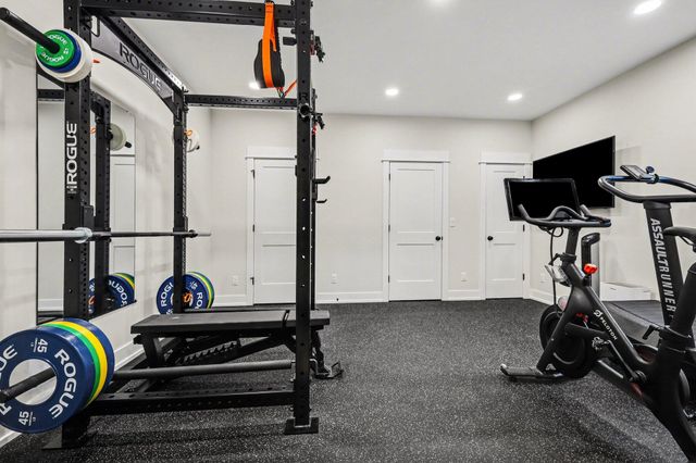 7912 Whistle Creek Court SW 20, Byron Center, MI 49315