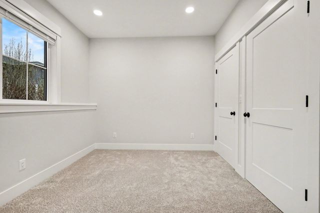 7912 Whistle Creek Court SW 20, Byron Center, MI 49315