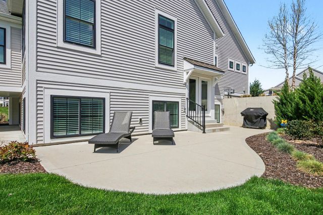 7912 Whistle Creek Court SW 20, Byron Center, MI 49315