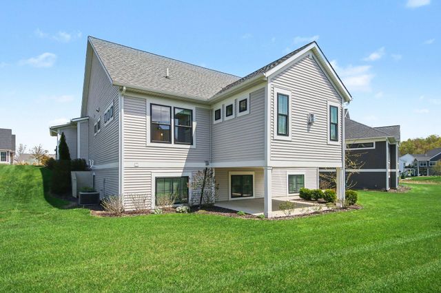 7912 Whistle Creek Court SW 20, Byron Center, MI 49315