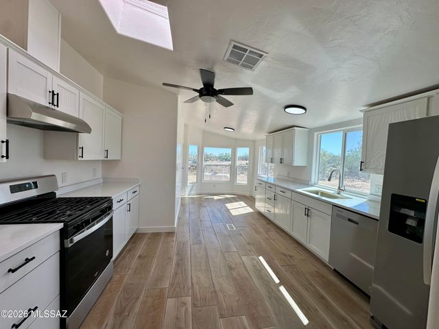 12601 S Cherokee Lane, Tucson, AZ 85736