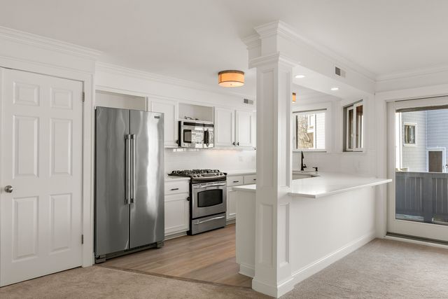 133 Rowayton Woods Drive 133, Norwalk, CT 06854