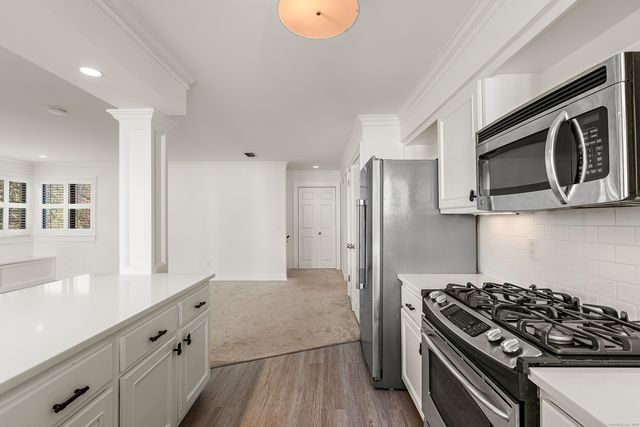 133 Rowayton Woods Drive 133, Norwalk, CT 06854