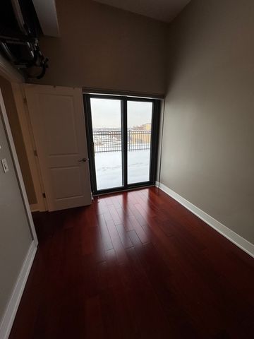 5048 N Marine Drive A9, Chicago, IL 60640