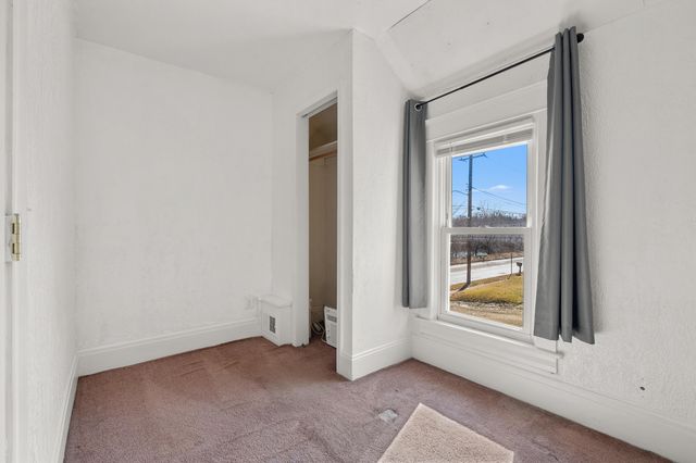 172 Riverside Drive, Battle Creek, MI 49015