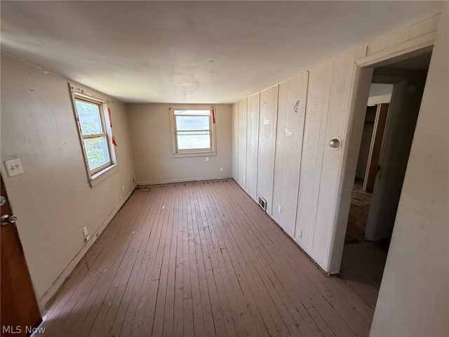 579 Helper Drive, Bedford, OH 44146
