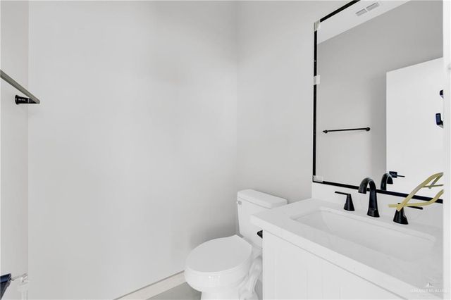 3906 Tierra Escondida, Weslaco, TX 78596