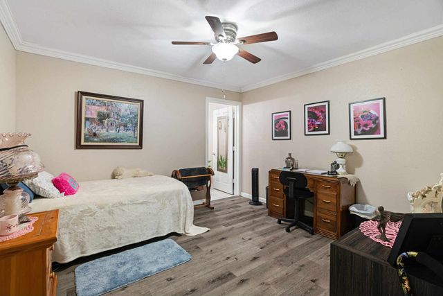 1910 E Polk Street, Paris, TX 75460