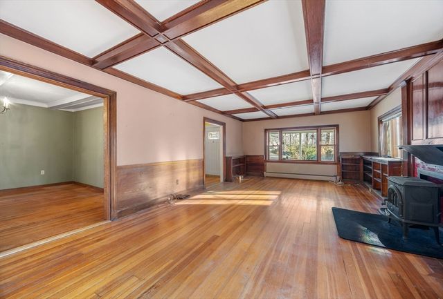 107 Summer St, Weymouth, MA 02188