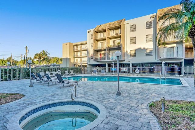 1595 NE 135th Street 429, North Miami, FL 33161