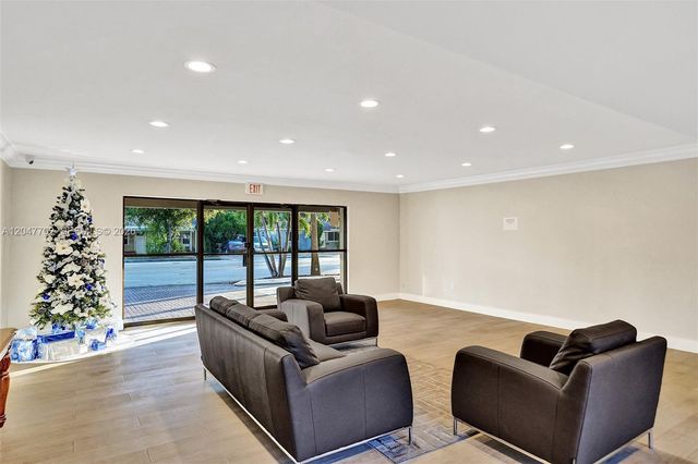 1595 NE 135th Street 429, North Miami, FL 33161