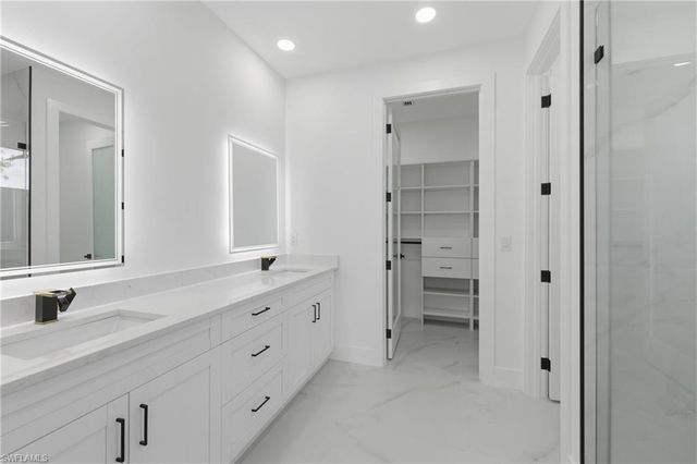 2124 NW 21st ST, Cape Coral, FL 33993