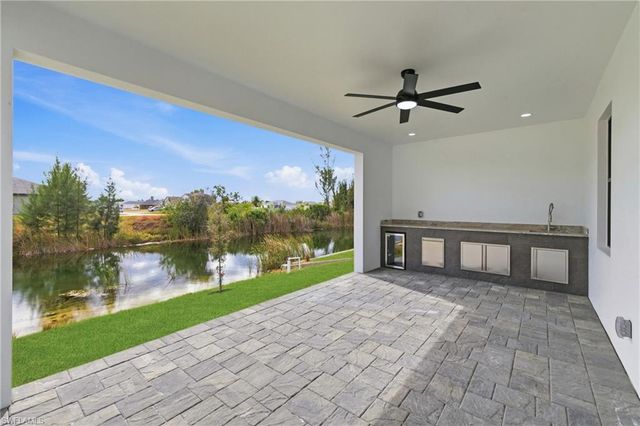 2124 NW 21st ST, Cape Coral, FL 33993