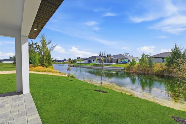 2124 NW 21st ST, Cape Coral, FL 33993