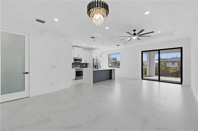 2124 NW 21st ST, Cape Coral, FL 33993