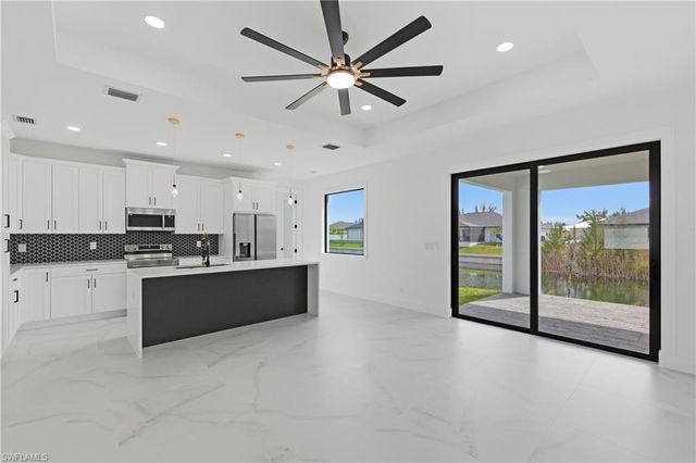 2124 NW 21st ST, Cape Coral, FL 33993