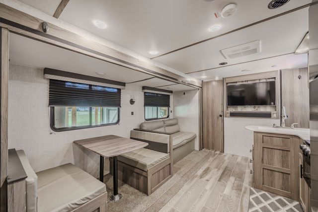 1082 WC Pickett, Clifton, TN 38425