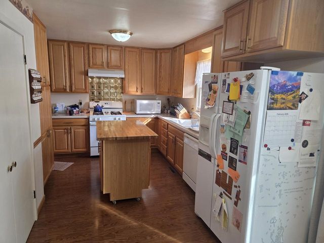 609 Madison DRIVE, Delavan, WI 53115