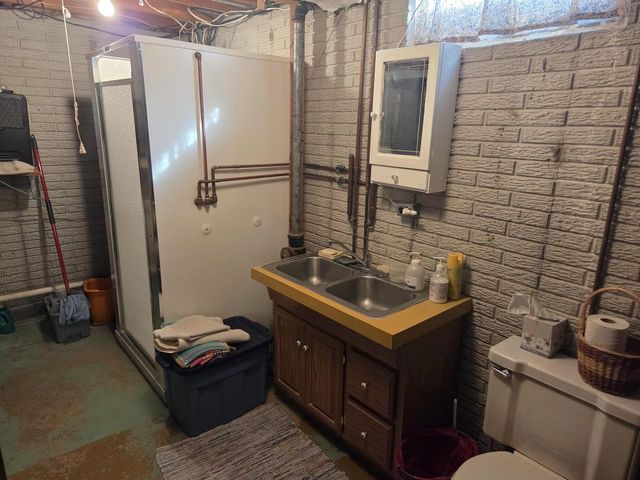 609 Madison DRIVE, Delavan, WI 53115