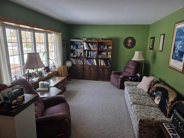 609 Madison DRIVE, Delavan, WI 53115