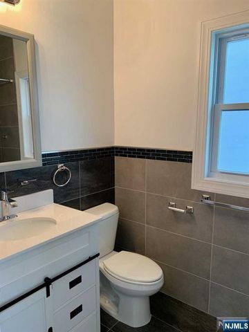 231 Cleveland Avenue 1F+G, Harrison, NJ 07029