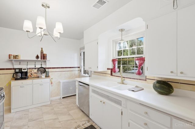 5596 Sidney Road, Green Twp, OH 45238