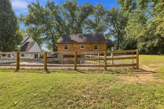 5596 Sidney Road, Green Twp, OH 45238