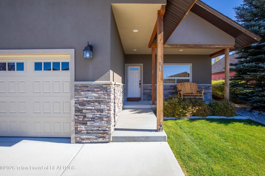 31 PINYON Street, Thayne, WY 83127 photo 4