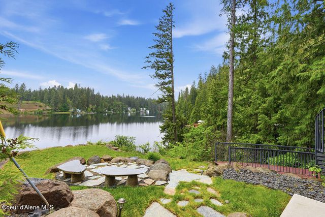 23896/2389 N Bridge Lake RD, Rathdrum, ID 83858