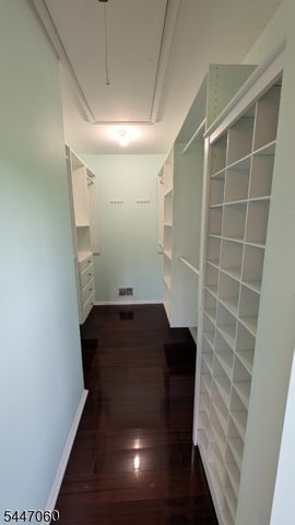 318 English Place 318, Bernards Twp., NJ 07920