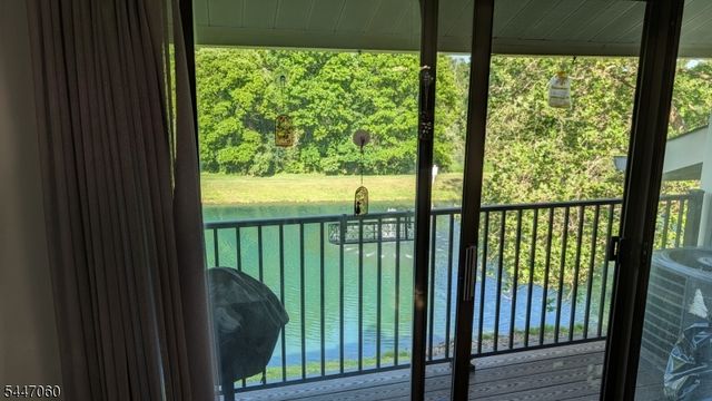 318 English Place 318, Bernards Twp., NJ 07920