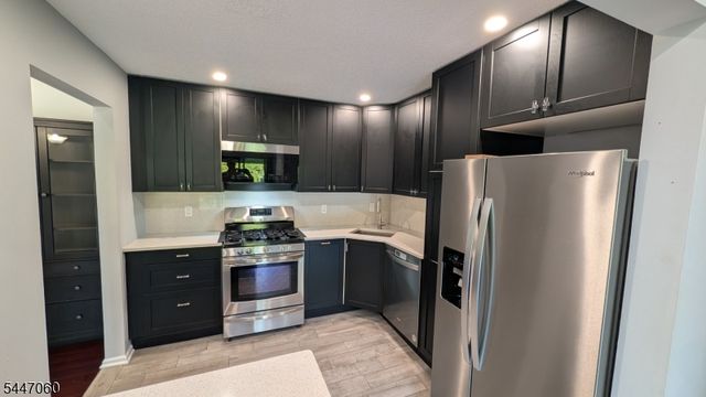 318 English Place 318, Bernards Twp., NJ 07920