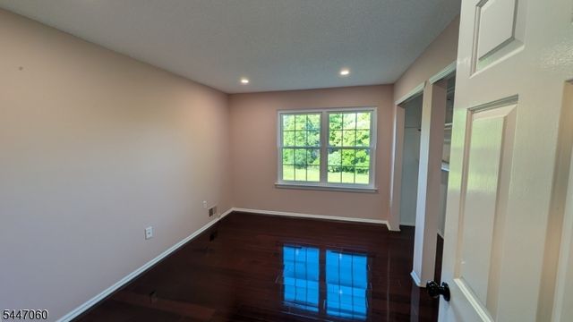 318 English Place 318, Bernards Twp., NJ 07920