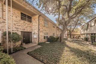 7937 Royal Lane 223, Dallas, TX 75230
